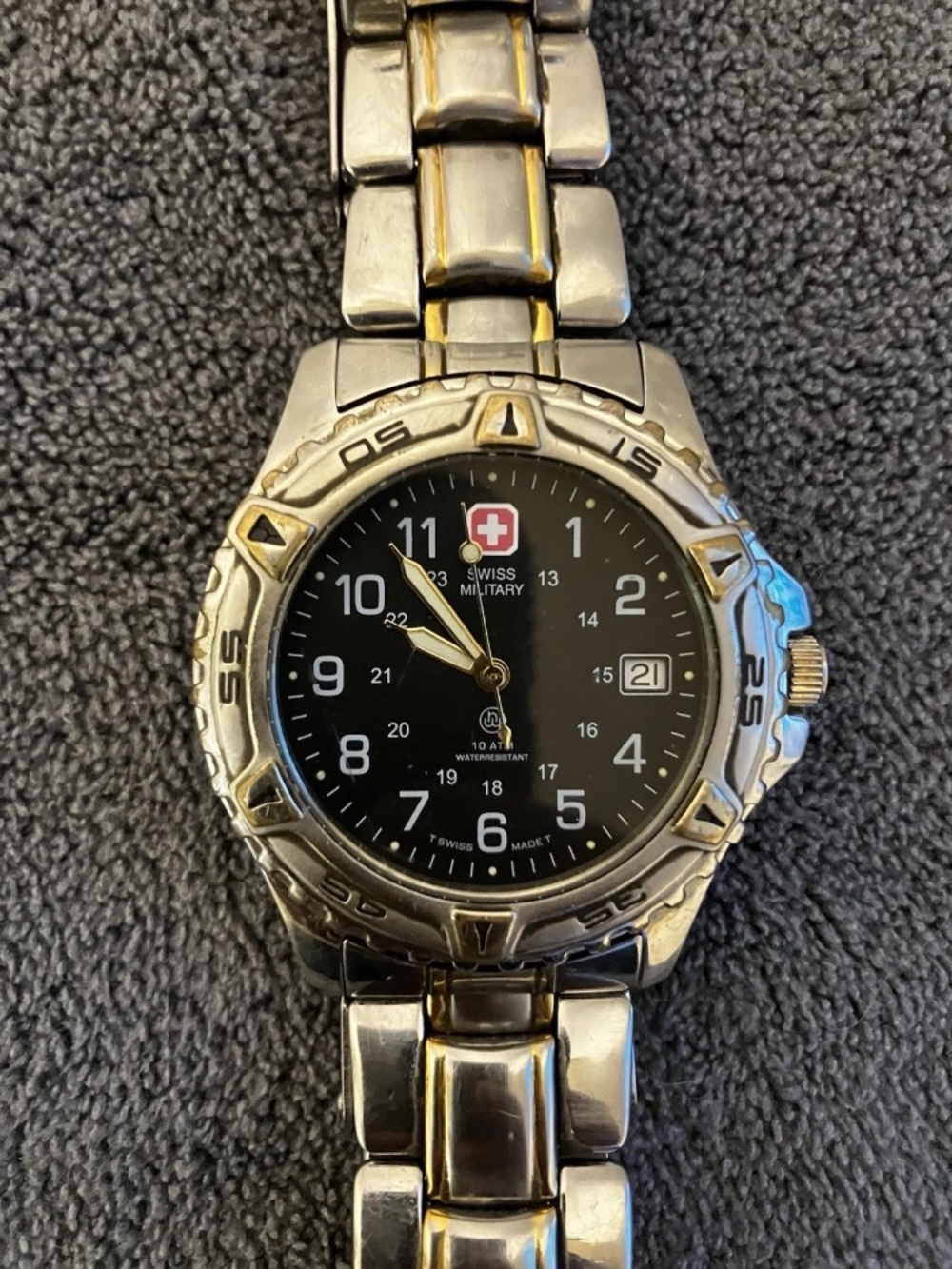 Swiss Military Hanowa Two-Tone Black Dial Men's Watch New Battery